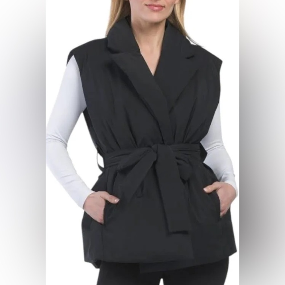 THEORY BELT PUFFER VEST********SIZE: MEDIUM